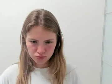katysha_ – webcam model profile photo Image 4