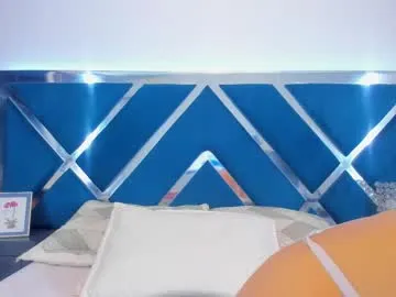 WhoreRobot – webcam model profile photo Image 7