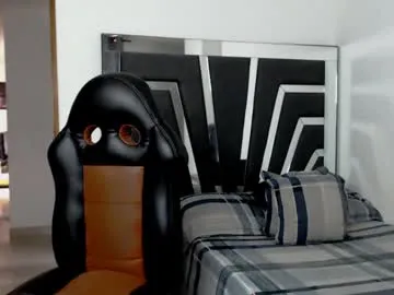 controllercutie – webcam model profile photo Image 17