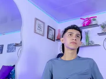 xunybany – webcam model profile photo Image 3