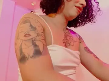 AlexisGrays – webcam model profile photo Image 8