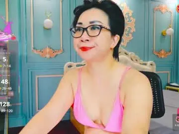EditaMilf – webcam model profile photo Image 5