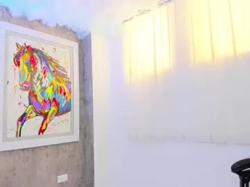 shiny-lily – webcam model profile photo Image 13