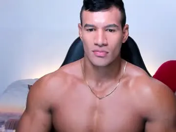 bella_luck – webcam model profile photo Image 9