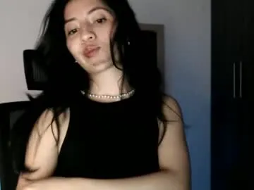 bunnydollstella – webcam model profile photo Image 6