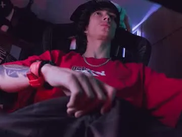 cute18cute – webcam model profile photo Image 7