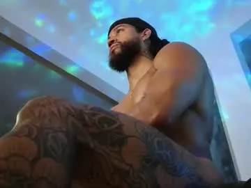 hottxgilf – webcam model profile photo Image 14