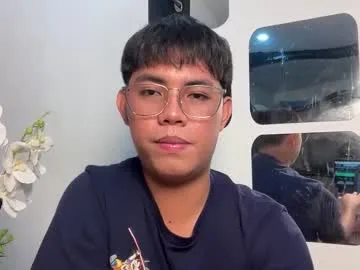 cute_fox_girl – webcam model profile photo Image 12