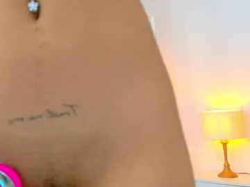 adri_gomez_1 – webcam model profile photo Image 2