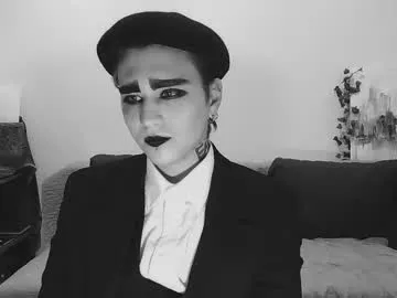 annie_f0x – webcam model profile photo Image 3