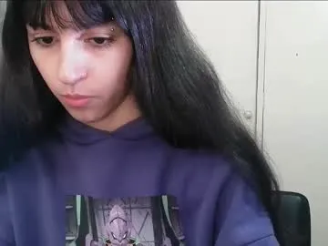 millemimi – webcam model profile photo Image 18