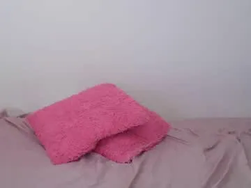 millemimi – webcam model profile photo Image 2