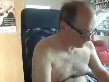 Ellidi – webcam model profile photo Image 2