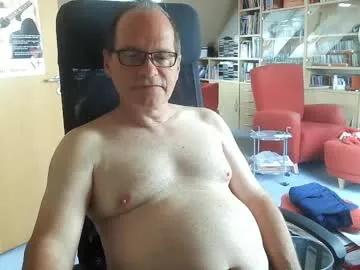 Ellidi – webcam model profile photo Image 6