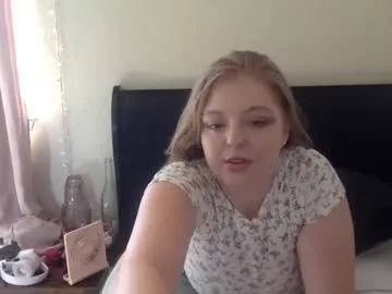 MiaTonyy – webcam model profile photo Image 10