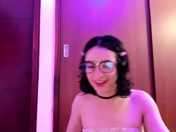 petitee_lunna – webcam model profile photo