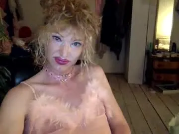 millemimi – webcam model profile photo Image 11