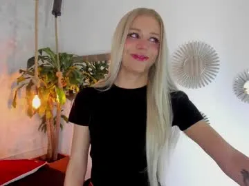 LoveNikky – webcam model profile photo Image 4