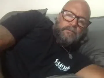 MinniMia – webcam model profile photo Image 3