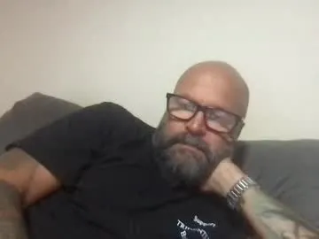 MinniMia – webcam model profile photo Image 7