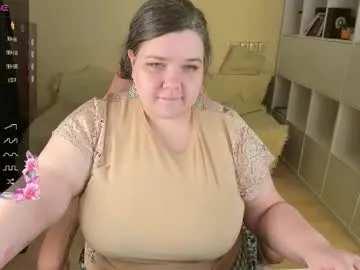millemimi – webcam model profile photo Image 14