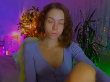kimilee22 – webcam model profile photo Image 13