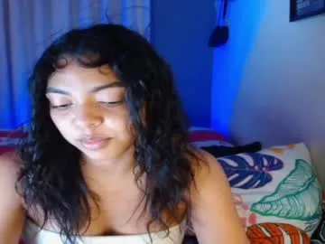 vixenvictoriaa – webcam model profile photo Image 13