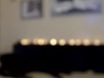 glossybabe_ – webcam model profile photo Image 13