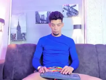 glossybabe_ – webcam model profile photo Image 12