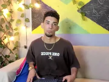 glossybabe_ – webcam model profile photo Image 6