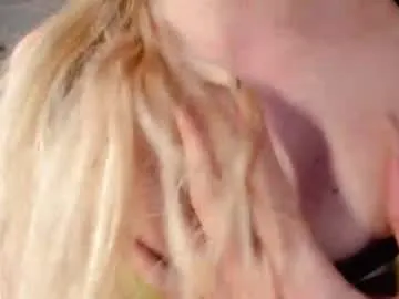 Dooomina35 – webcam model profile photo Image 16