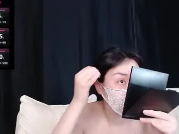 xlunami – webcam model profile photo Image 2