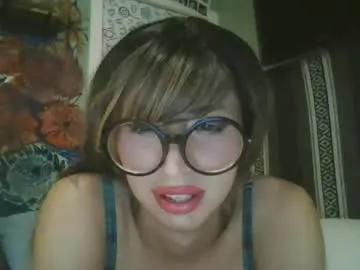 korinaluvv – webcam model profile photo Image 9