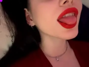mikka_ela – webcam model profile photo Image 6
