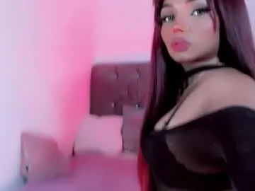 LinaTwins – webcam model profile photo Image 3