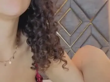 xunybany – webcam model profile photo Image 11