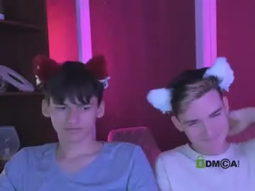 astridvex – webcam model profile photo Image 4