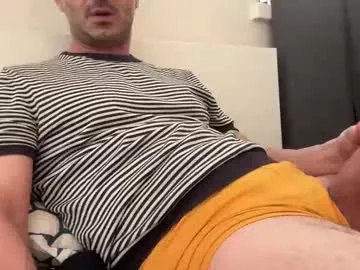 diffgirls1-1 – webcam model profile photo Image 4