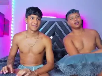 krissone – webcam model profile photo Image 3