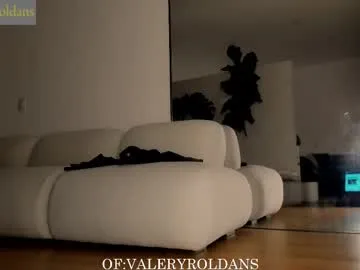 OrgazMia – webcam model profile photo Image 15