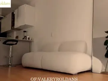 OrgazMia – webcam model profile photo Image 17