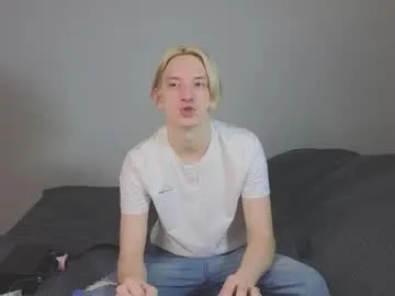 glossybabe_ – webcam model profile photo Image 11