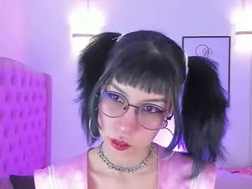 mayadashaaa – webcam model profile photo Image 3