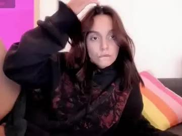 livslifee – webcam model profile photo Image 18