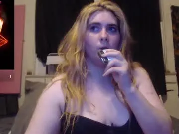 controllercutie – webcam model profile photo Image 17