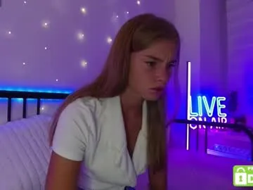 sara_williams01 – webcam model profile photo Image 15