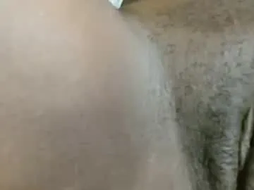 xlunami – webcam model profile photo Image 14