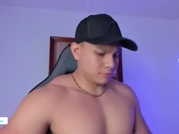 hottxgilf – webcam model profile photo Image 12