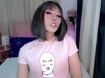 FoxyLina – webcam model profile photo Image 7