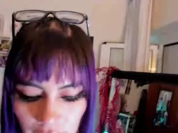 Valeriah – webcam model profile photo Image 13